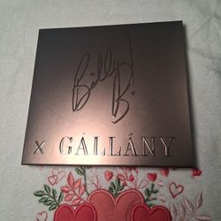 Billy B  X GALLANY The Essential Palette 