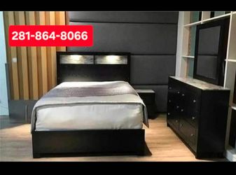 New Black Queen Bedset 6pc