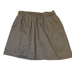 New With Tags Womens Candies Gray Black Pattern Skirt Size 5