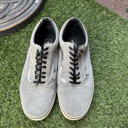 Vans Grey Suede/Snake Skin Swoosh 12 Men’s 