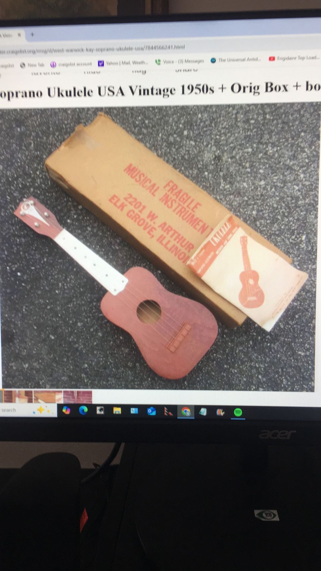 1950’s Kay Soprano Ukulele With Original Box & Book