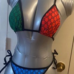 Woman’s swimming suit size large