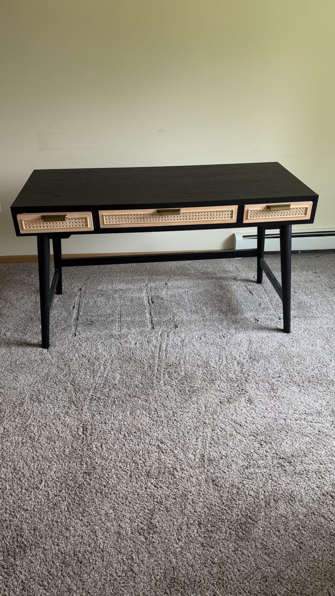 Modern Desk + Comfy Office Chair Set – Great Condition!