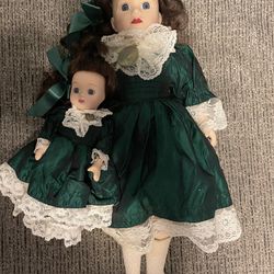 Big Sister And Baby Sister Glass Doll