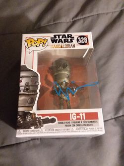 Taika Waititi signed IG-11 StarWars Funko w/proof
