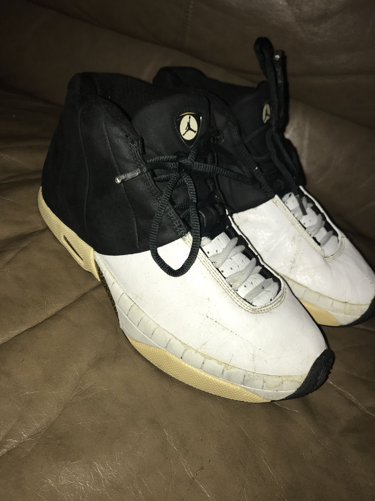 Forvirre hoste bekymre Vintage 1999 Air Jordan's, Very Rare Jordan Team JUMPMAN VINDICATE - Vin  Baker Jordans Size: 9.5 for Sale in Phoenix, AZ - OfferUp