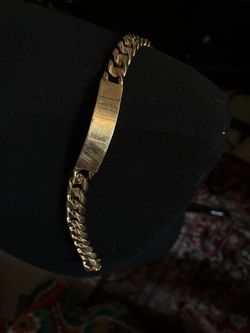 14k gold Cuban link bracelet