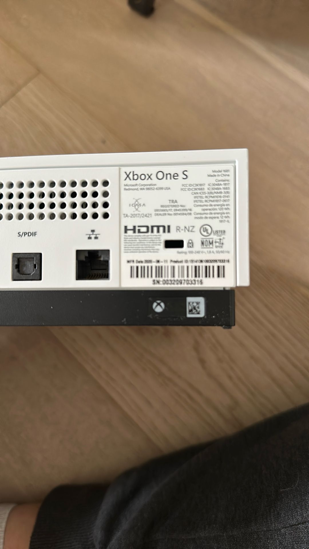 Xbox One S