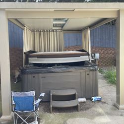 New, Dynasty Spa, 4 Seat, Cover, Step Ladder, Pergola With Curtains