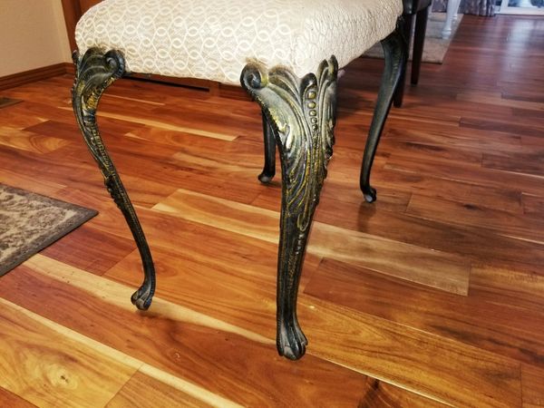 Antique cast iron vanity bench. for Sale in Salem, OR - OfferUp