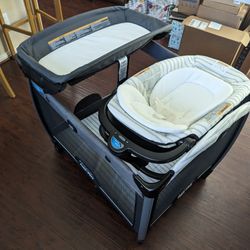 Graco Rock N Grow Playard