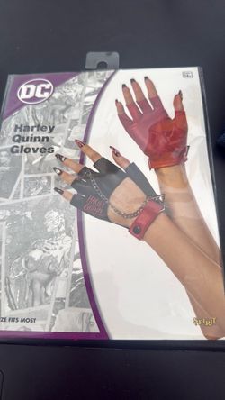 Harley Quinn gloves