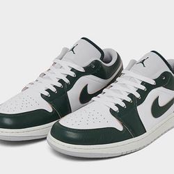 Size Men’s 9.5. Nike Air Jordan 1 Low Se Oxidized Green 
