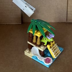 LEGO Friends Turtle’s Little Oasis (41019)
