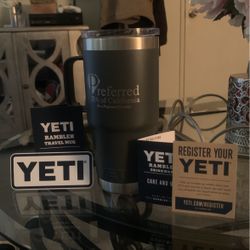 YETI RAMBLER TRAVEL MUG 