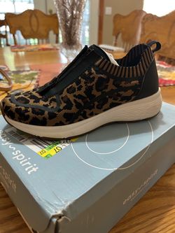 Easy Spirit Leopard Print Slip-On Sneakers