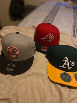 Snap back hats