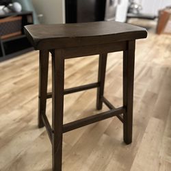 Set Of 2 Wooden Bar Stools/ Night Stand 