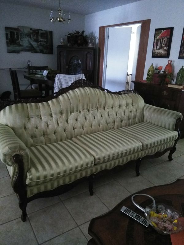 Antique sofa for Sale in Ocala, FL OfferUp
