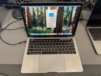 Apple Macbook Pro a1989 2.4 ghz i5 8gb 500gb