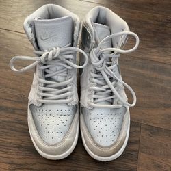 Air Jordan 1 High Metallic Silver