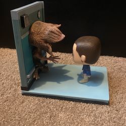Stranger Things Funko Pop (Eleven and Demigorgon)
