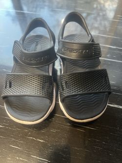 Skechers