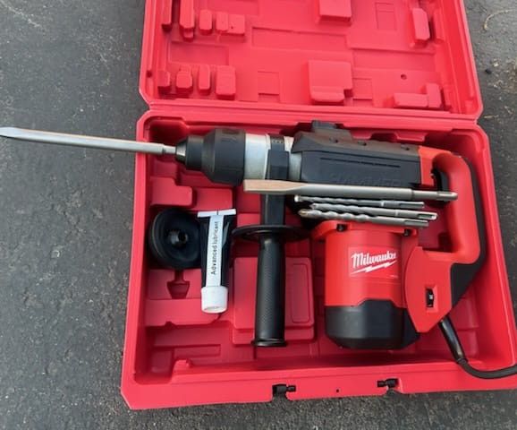 Milwaukee Hammer Drill Chiping 