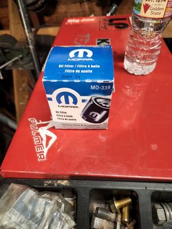 New Mopar Oil Filter 