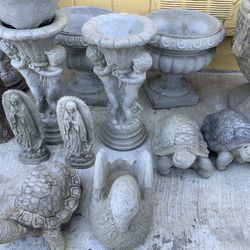 Concrete Figurines . Figuras De Concreto 