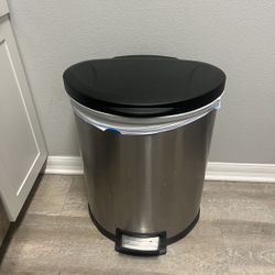 Trash Can