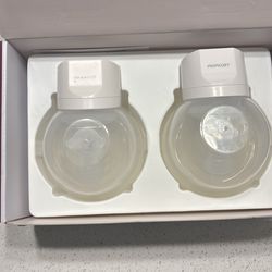 Wearable breast pump
