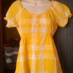 Wet Seal yellow and white top