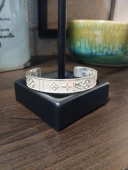**RARE**Authentic Vintage Louis Vuitton Solid 925 Sterling Silver Monogram Cuff