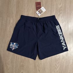 Size Large - Mitchell And Ness Rare Vintage MLB Baseball Nylon Shorts New York Yankees World Series Nike Sports New Era Supreme Stussy