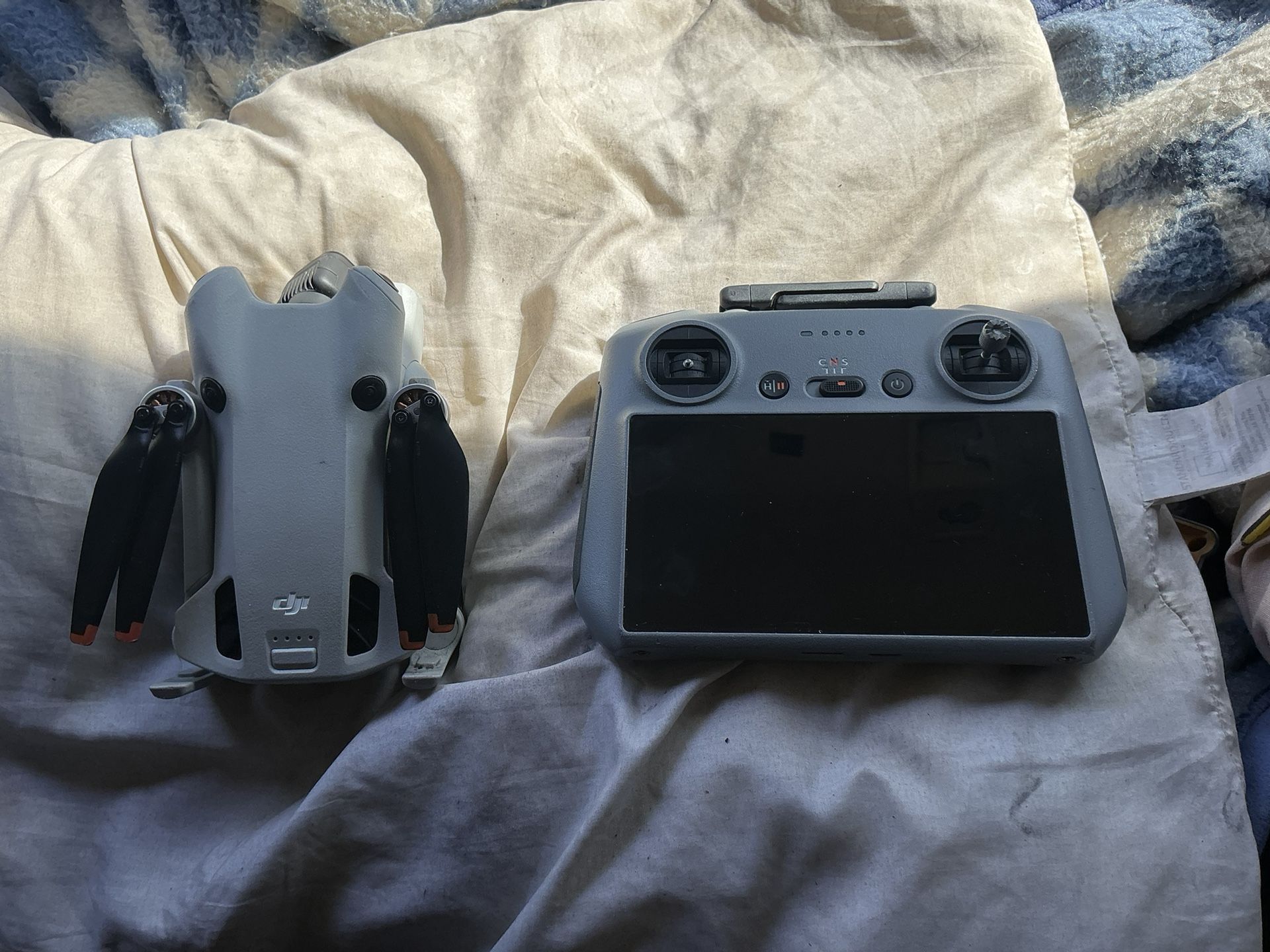 Dji mini 4 pro / dji rc 2 controller
