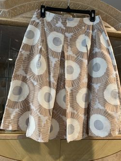 Pre-owned Tommy Hilfiger Pleated Midi Skirt In Light Brown/Cream/Blue Colors, Size 6