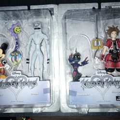 Kingdom Hearts Diamond Select Figurines