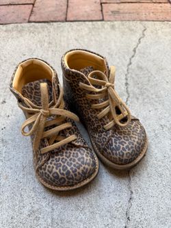 Angulus Toddler Leopard Print lace up boots