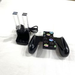 No Name TNS-875 Quad Charging Dock for Nintendo Switch Joy-Cons with Pawprint Joy-Con Grip TPW016613