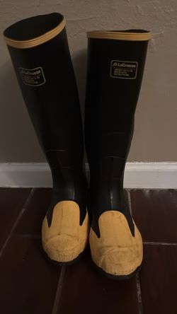 Water boots