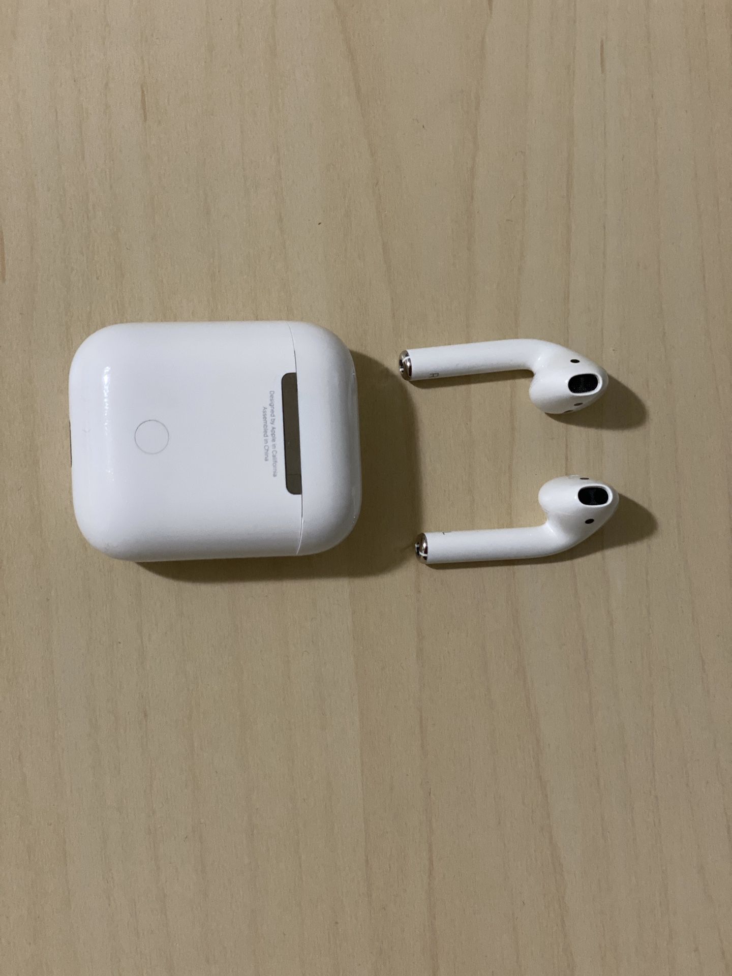 Airpods 2nd Generation with Wired Charging Case