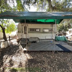 Camping trailer/ Live in Trailer 14 foot  Trailita para vivid 
