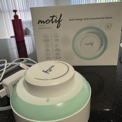 Motif Twist Double Electric Breast Pump - Barely Used!