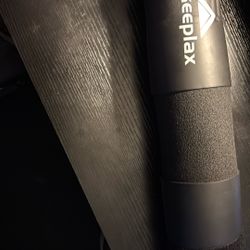 BBkeeplax cover for weight lifting bar 