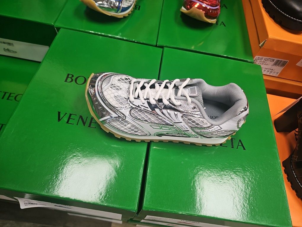 Bottega Veneta
