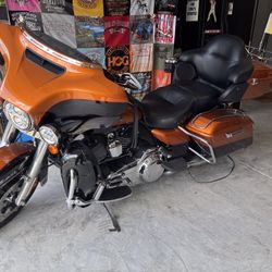 2014 Harley-Davidson FLHTK Electra Glide Ultra Limited