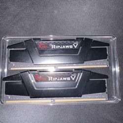 G SKILL RIPJAWS DDR4 32Gx2