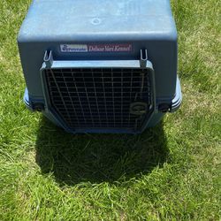 Petmate Deluxe Vari Kennel 28 Long 20 High and 21 Wide