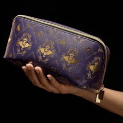 Limited Edition!©️Disney Villains BATH & BODY WORKS💜🪞🍎 👑EVIL QUEEN👑🍎🪞💜Cosmetics bag   